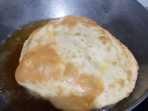 bhature