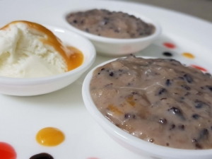 black-rice-mago-pudding-with-vanilla-ice-ceam-6