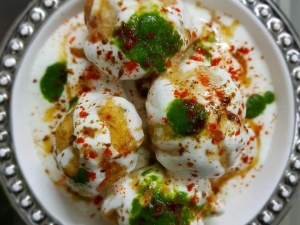 dahi-wade