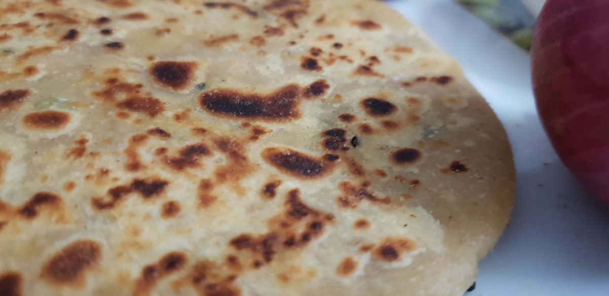 Pyaaz Ka  Paratha(Onion Paratha)